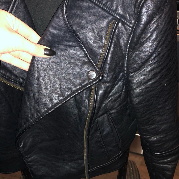 Women’s Jackets - Picture 5 of 8